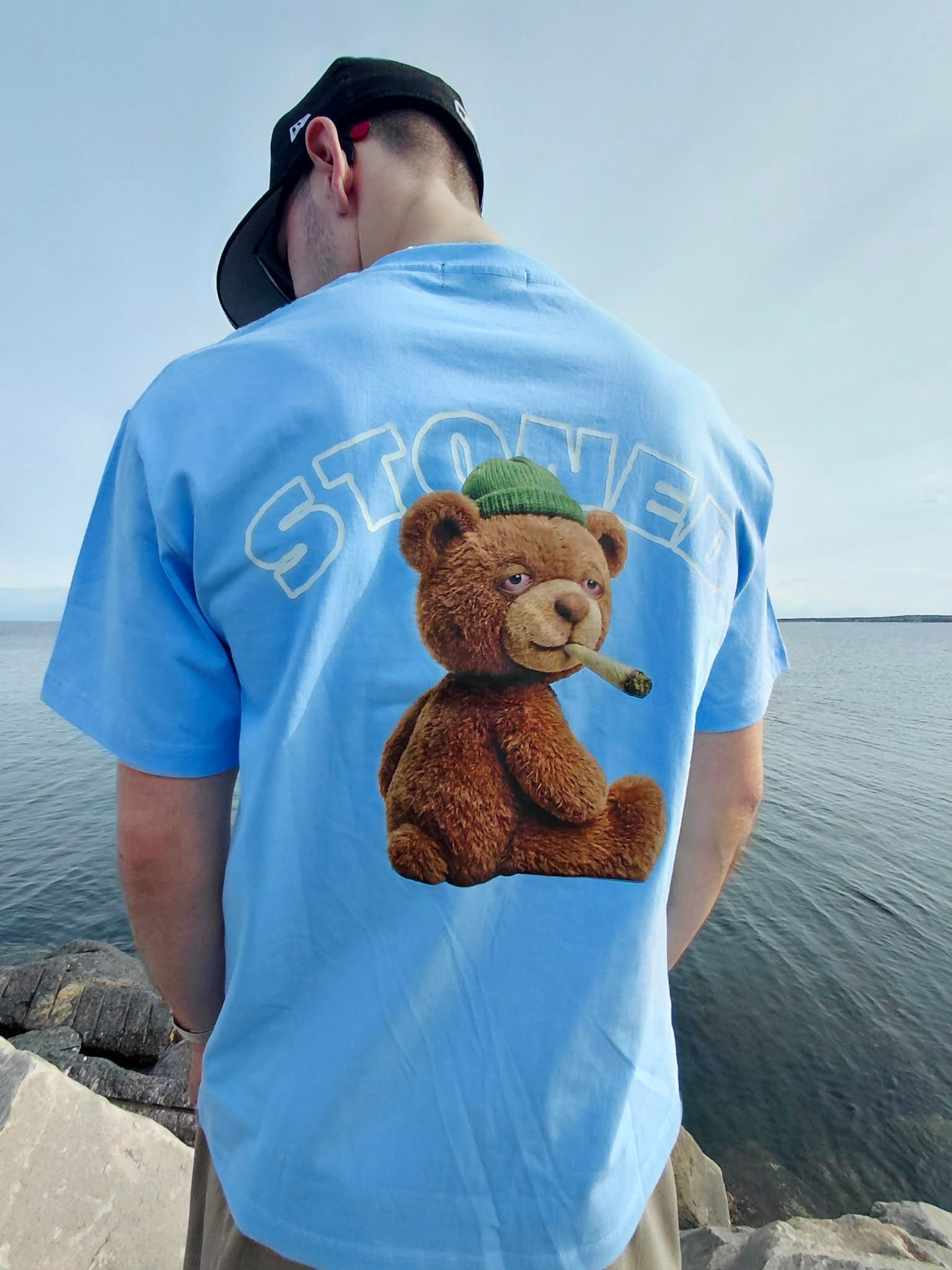 T-Shirt & Crewnecks